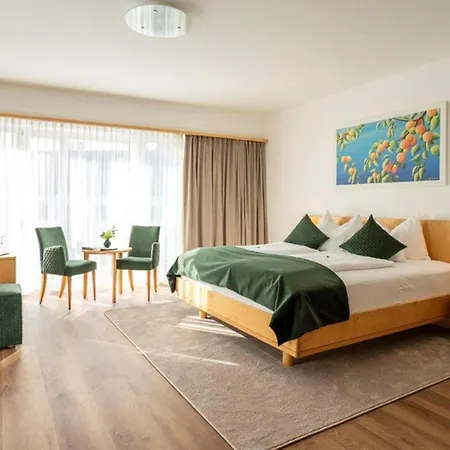Hotell Klinglhuber 4*
