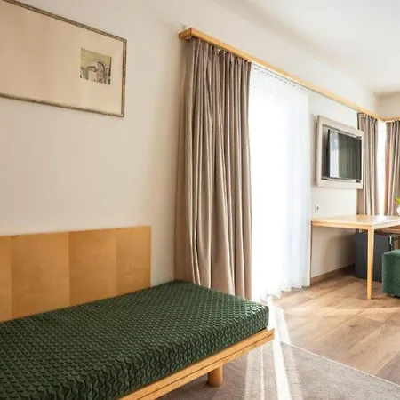 Klinglhuber 4*